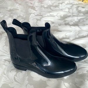 Sam Edelman short rain boot. Excellent condition
